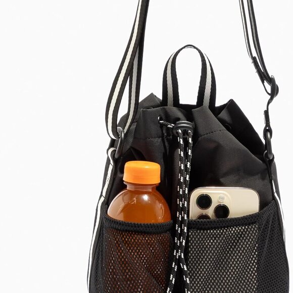 Unisex Motion Drawcord Crossbody - Spacious & Durable for All Your Adventures - Picture 4 of 5